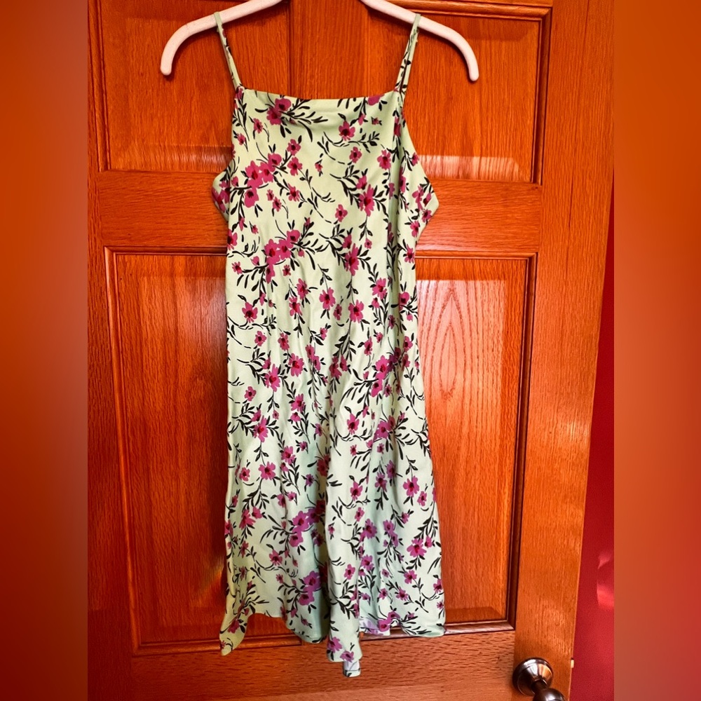 Zara slip dress, cute button detailing on back. Size S